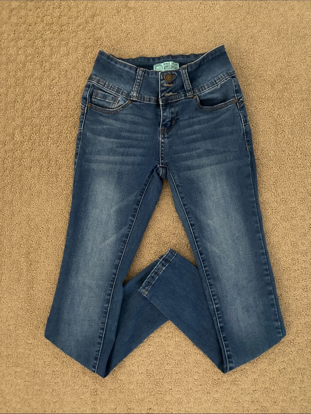 Junior’s Dark Wash Blue Skinny Jeans
